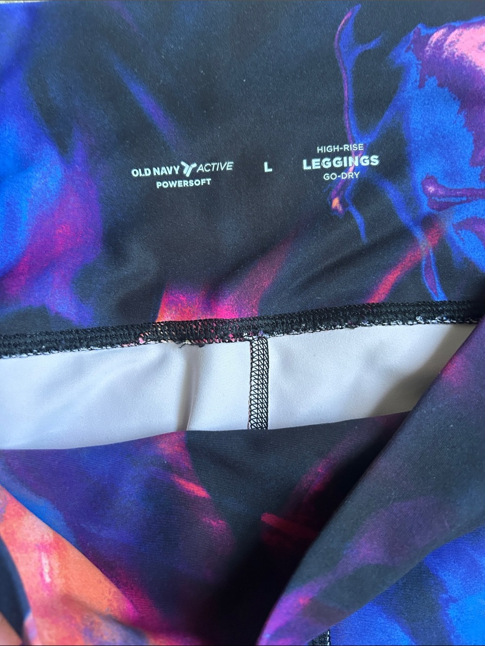 Old Navy Active High-Rise Go-Dry Leggings - Size Large - Picture 2 of 3